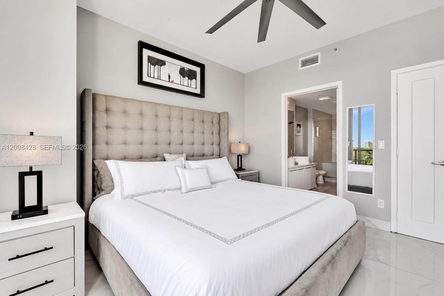 888 Biscayne Boulevard 411, Miami, FL 33132 photo 8