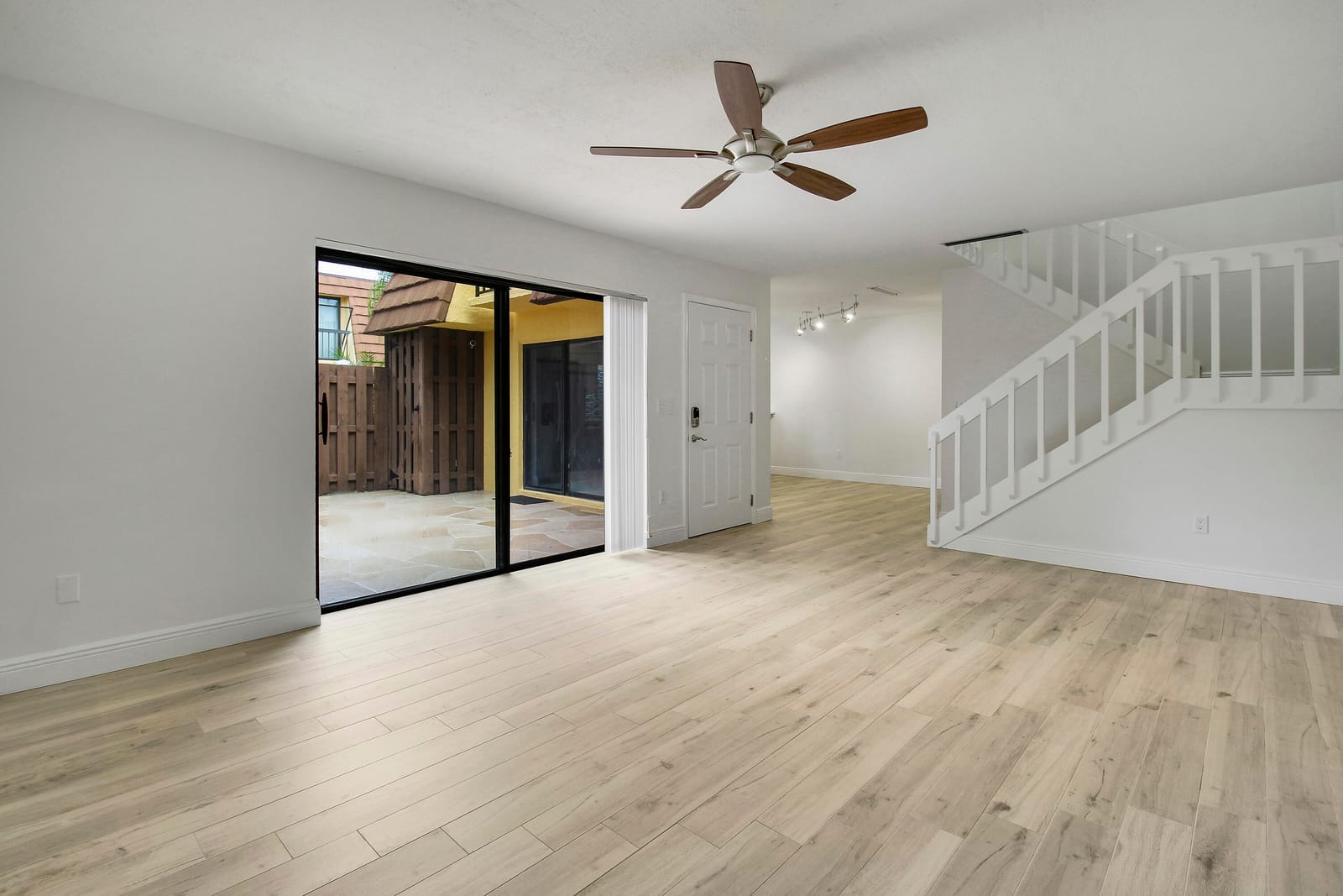 825 Center Street 30b, Jupiter, FL 33458 photo 12