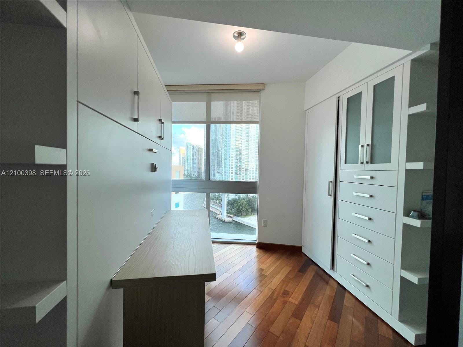 350 S Miami Avenue 1502, Miami, FL 33130 photo 17