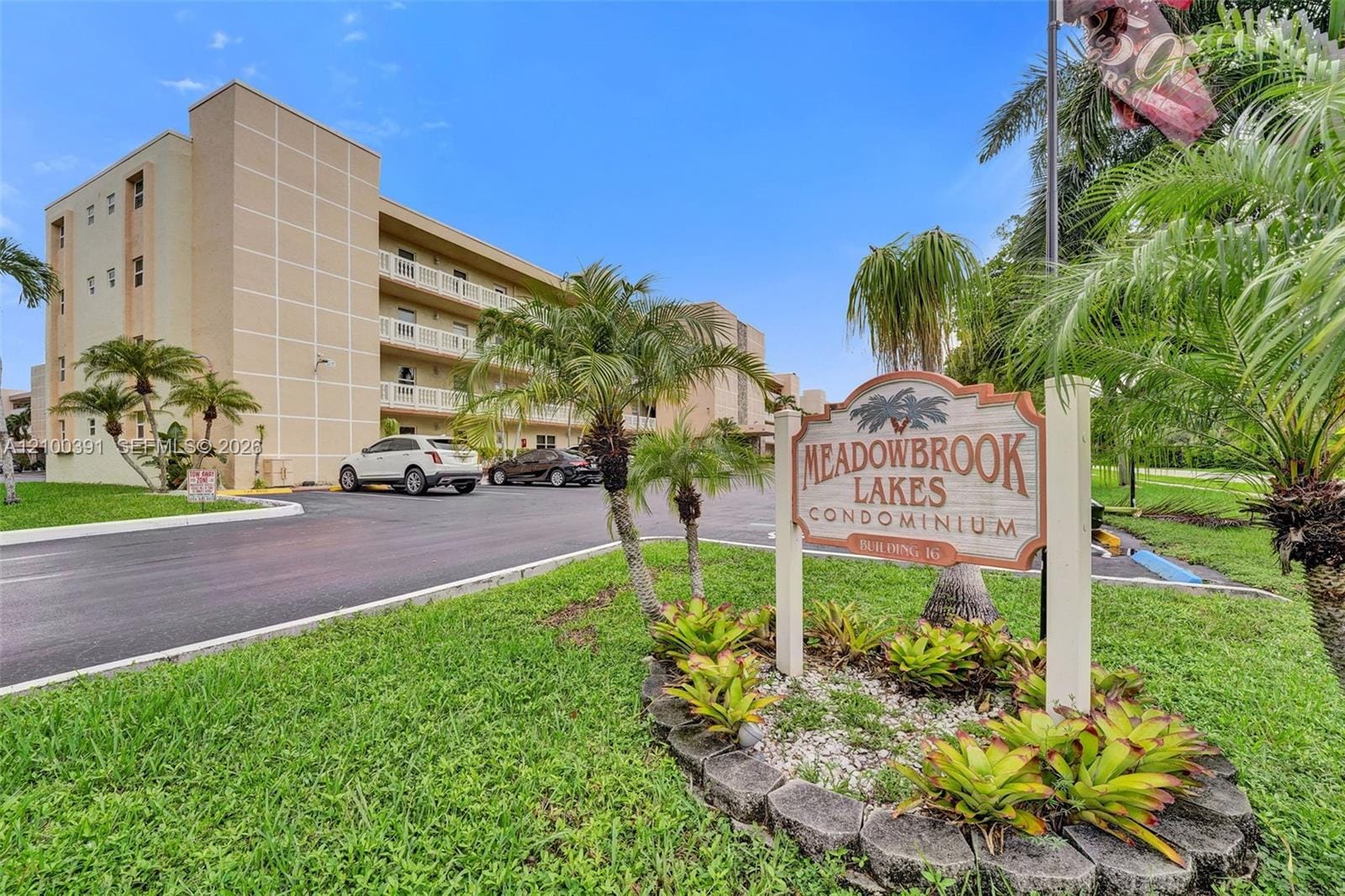 424 SE 10th Street 204, Dania Beach, FL 33004