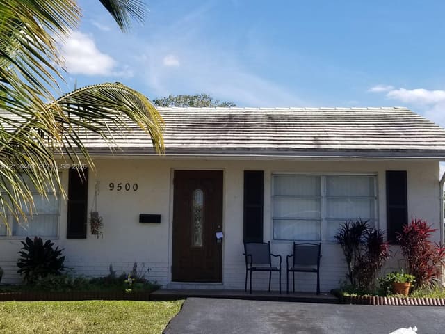 9500 NW 72nd Court 1, Tamarac, FL 33321