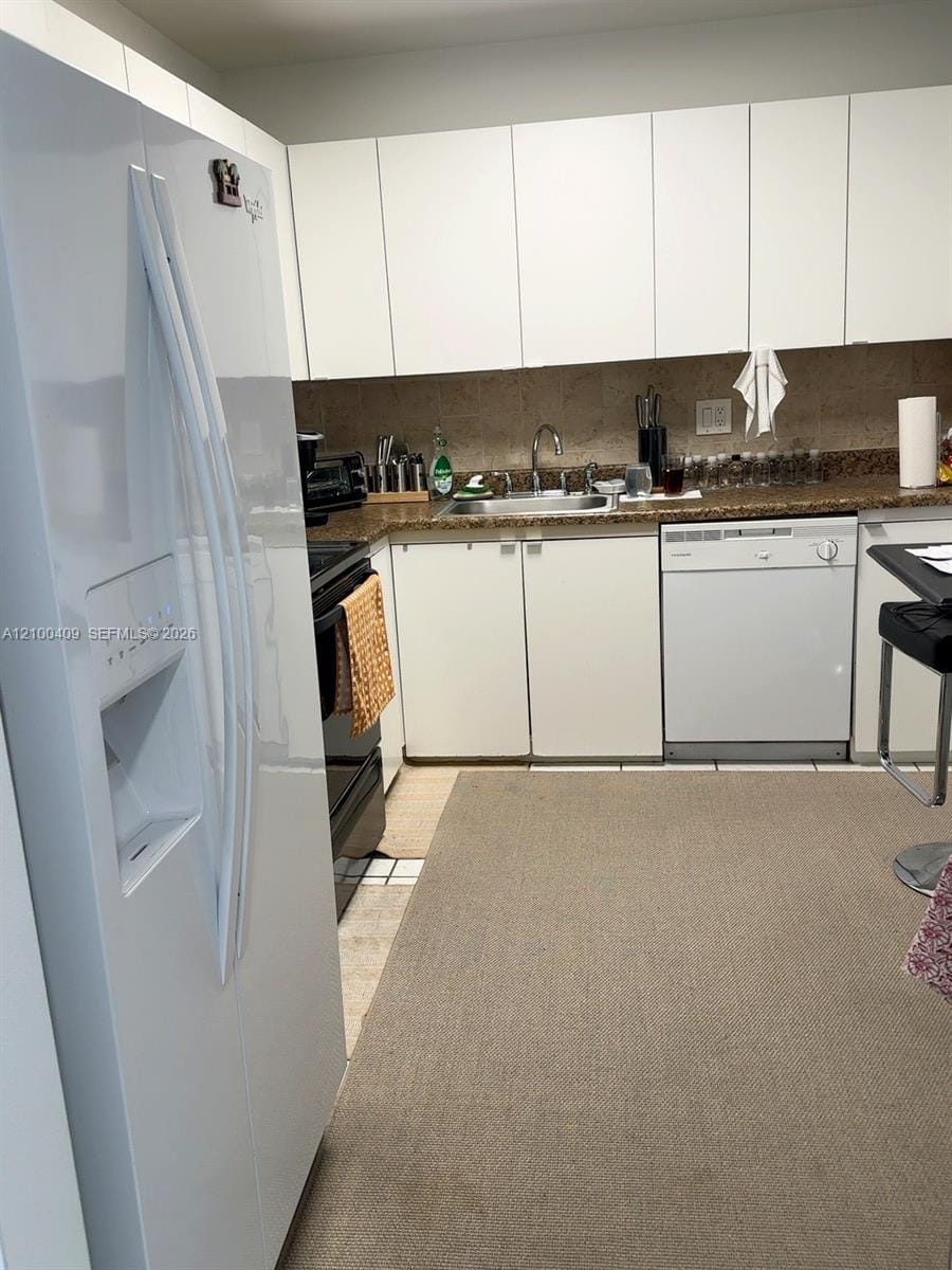 2500 Parkview Drive 2018, Hallandale Beach, FL 33009 photo 30