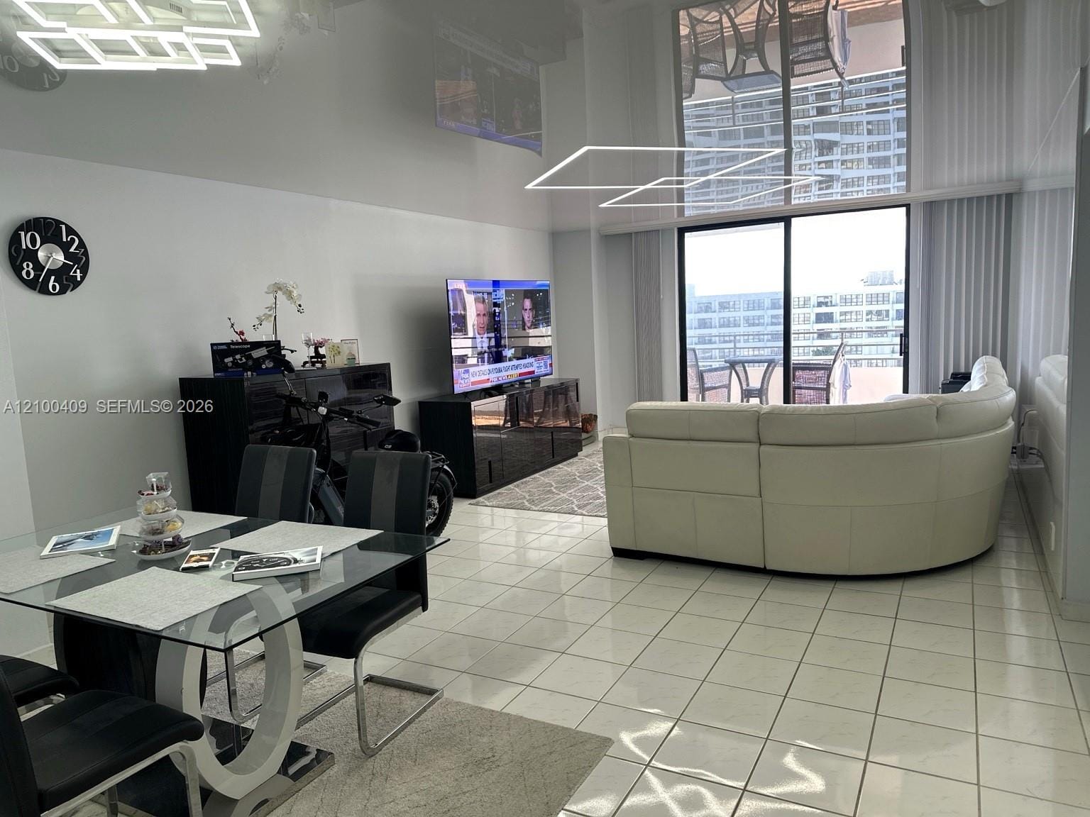 2500 Parkview Drive 2018, Hallandale Beach, FL 33009 photo 6