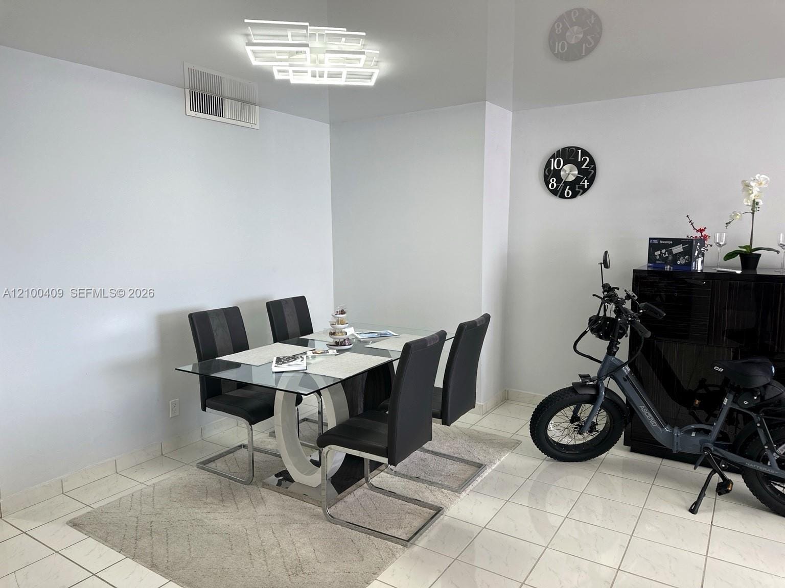 2500 Parkview Drive 2018, Hallandale Beach, FL 33009 photo 8