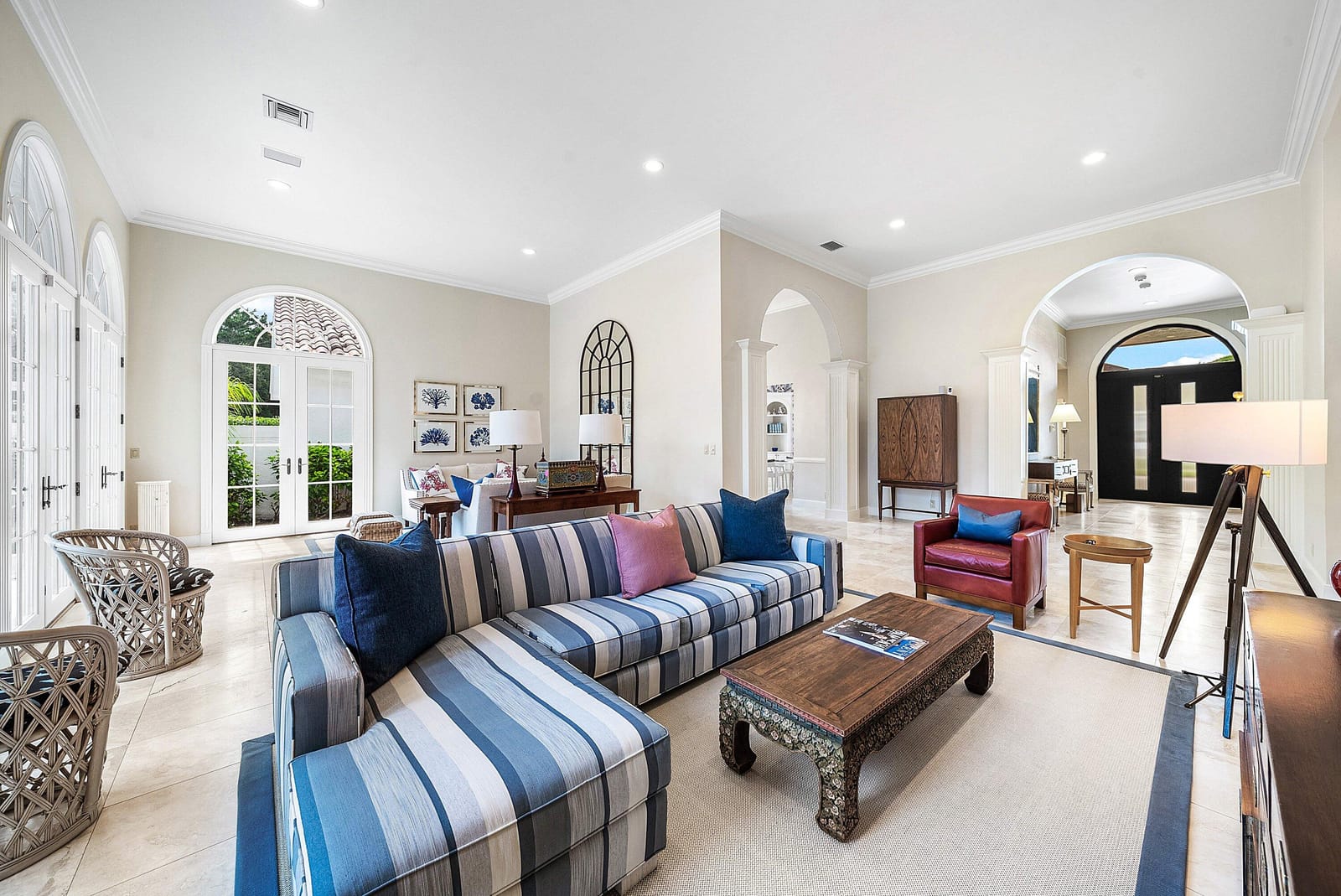 13740 Le Havre Drive — photo 8