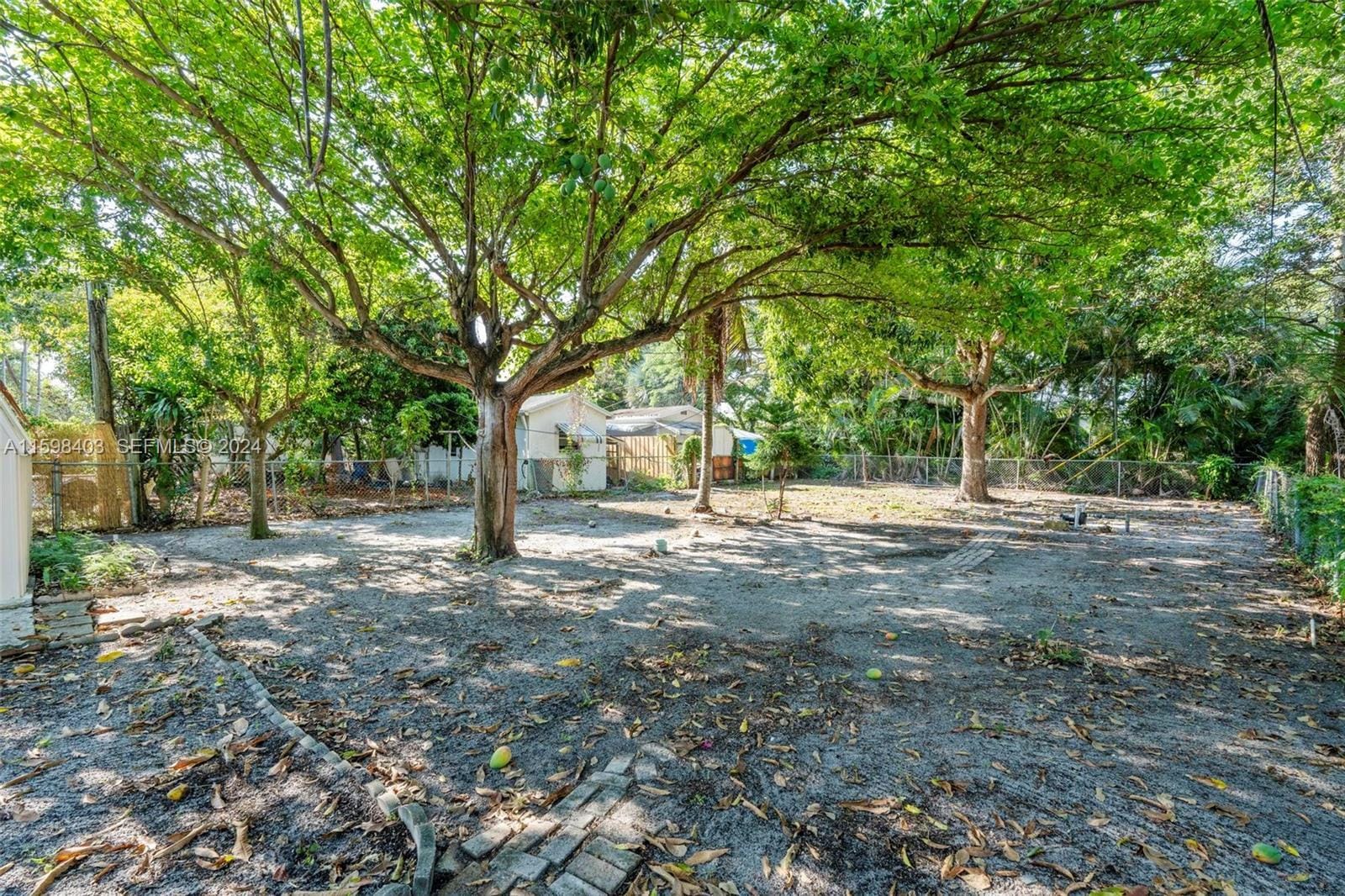 1501 N 18TH Avenue N, Lake Worth Beach, FL 33460 photo 22
