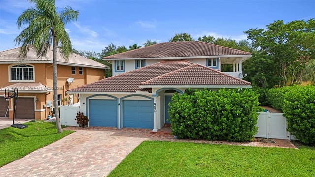 1950 Blue Water Terrace S, Bel-Air, Lauderdale-by-the-Sea, FL
