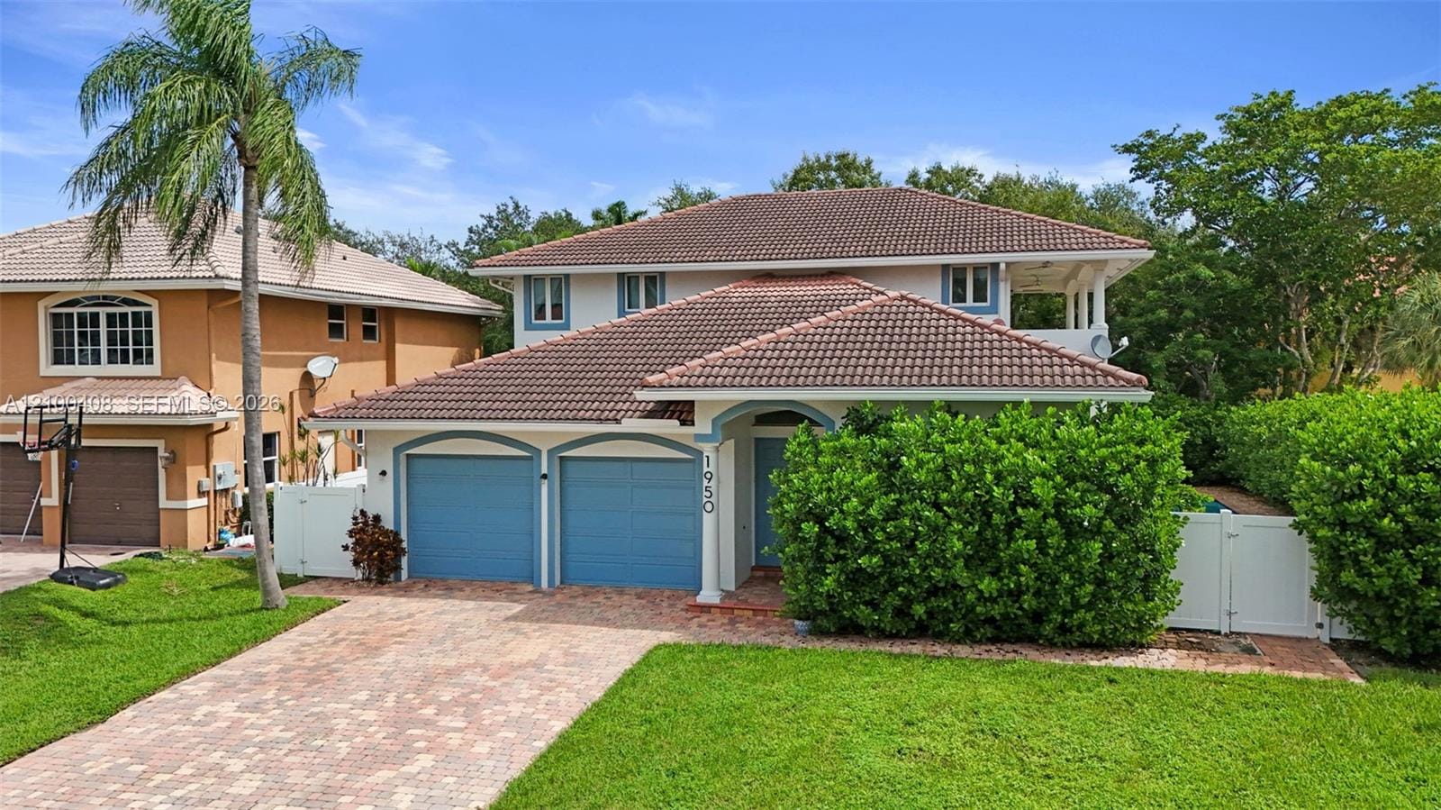 1950 Blue Water Terrace S, Lauderdale-By-The-Sea, FL 33308