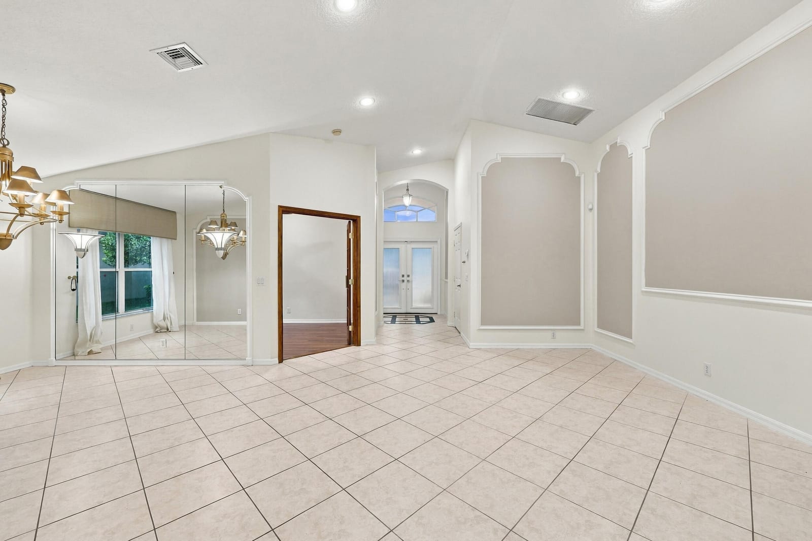 9576 Taormina Street — photo 10
