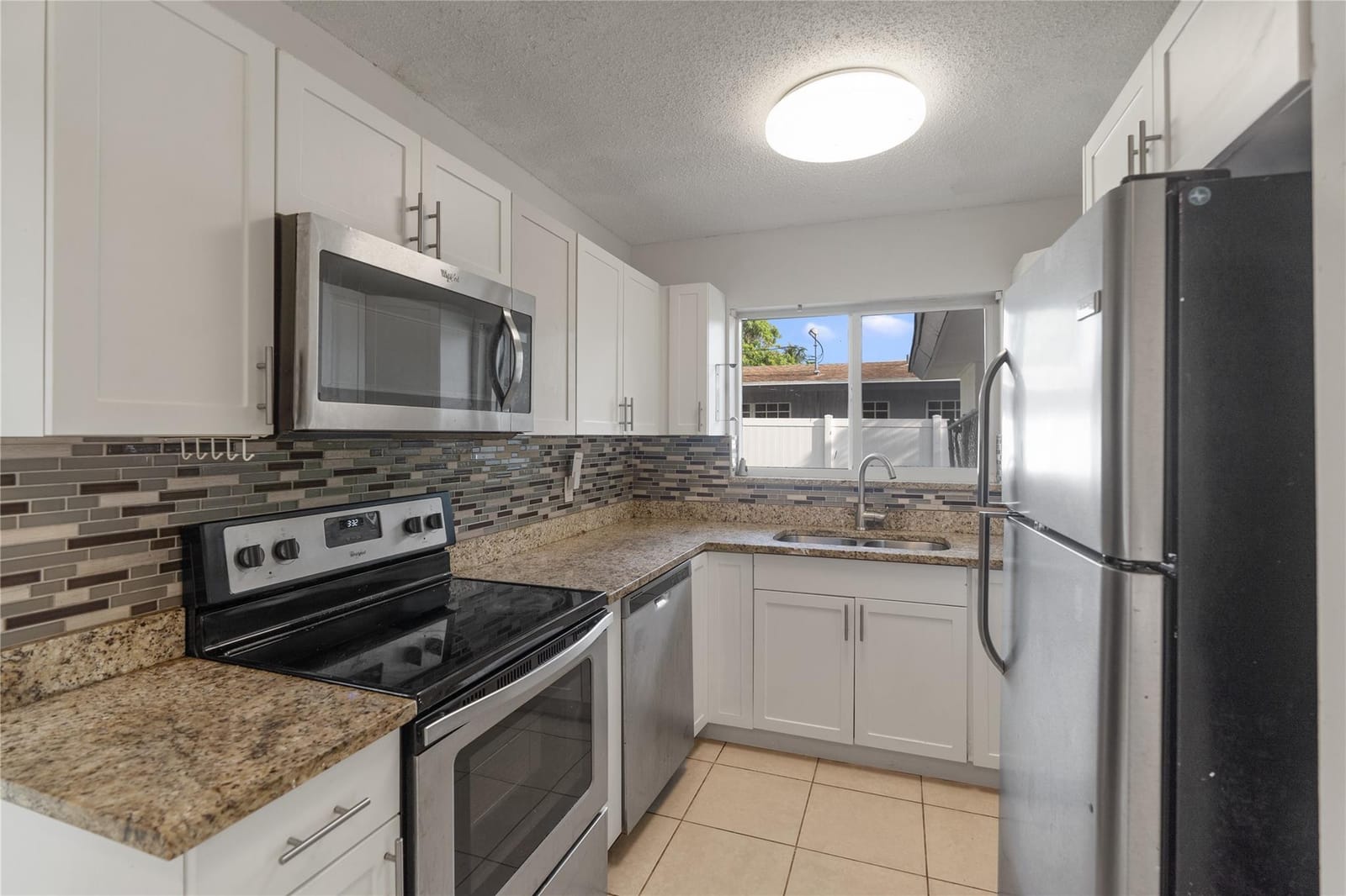 2001 NW 14TH Avenue, Fort Lauderdale, FL 33311 photo 2
