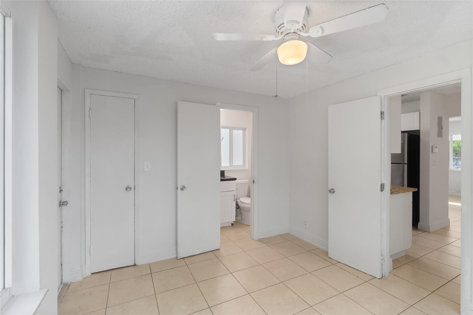 2001 NW 14TH Avenue, Fort Lauderdale, FL 33311 photo 17