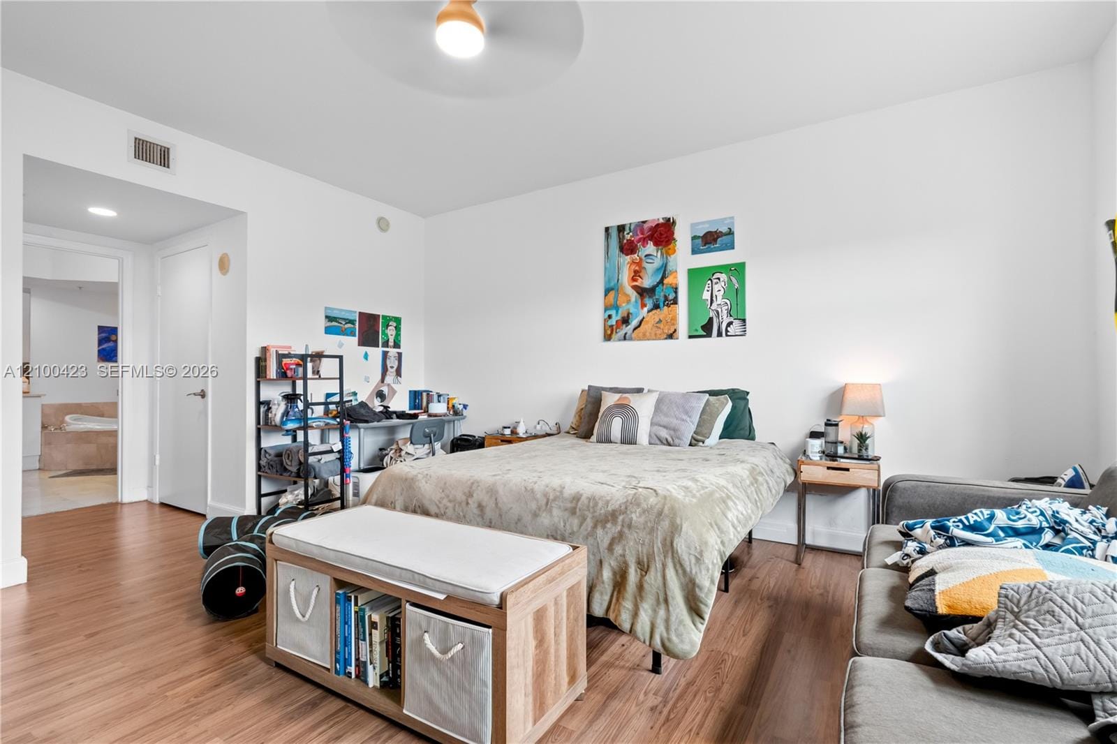 15051 Royal Oaks Lane 402, North Miami, FL 33181 photo 8