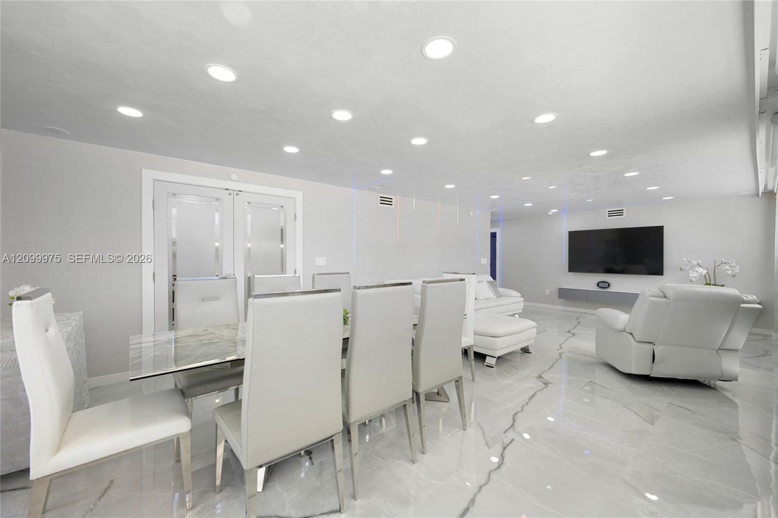 210 174th Street 309, Sunny Isles Beach, FL 33160 photo 12