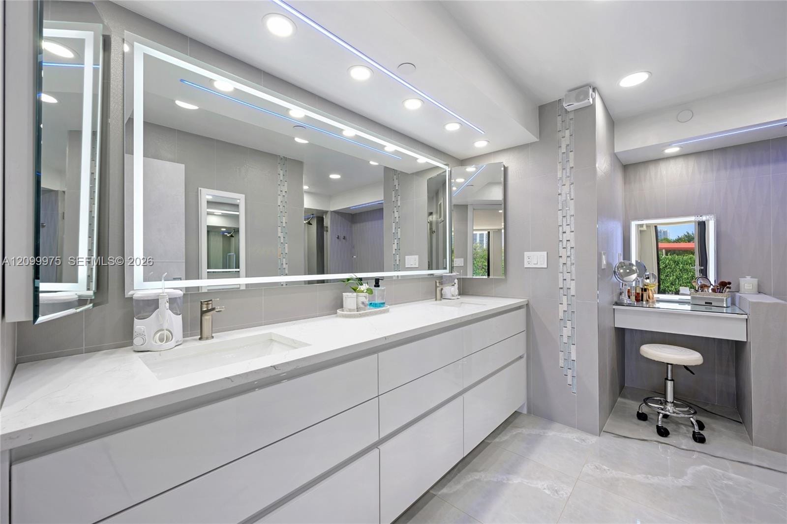 210 174th Street 309, Sunny Isles Beach, FL 33160 photo 21