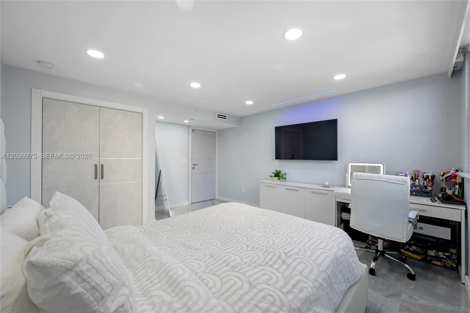 210 174th Street 309, Sunny Isles Beach, FL 33160 photo 24