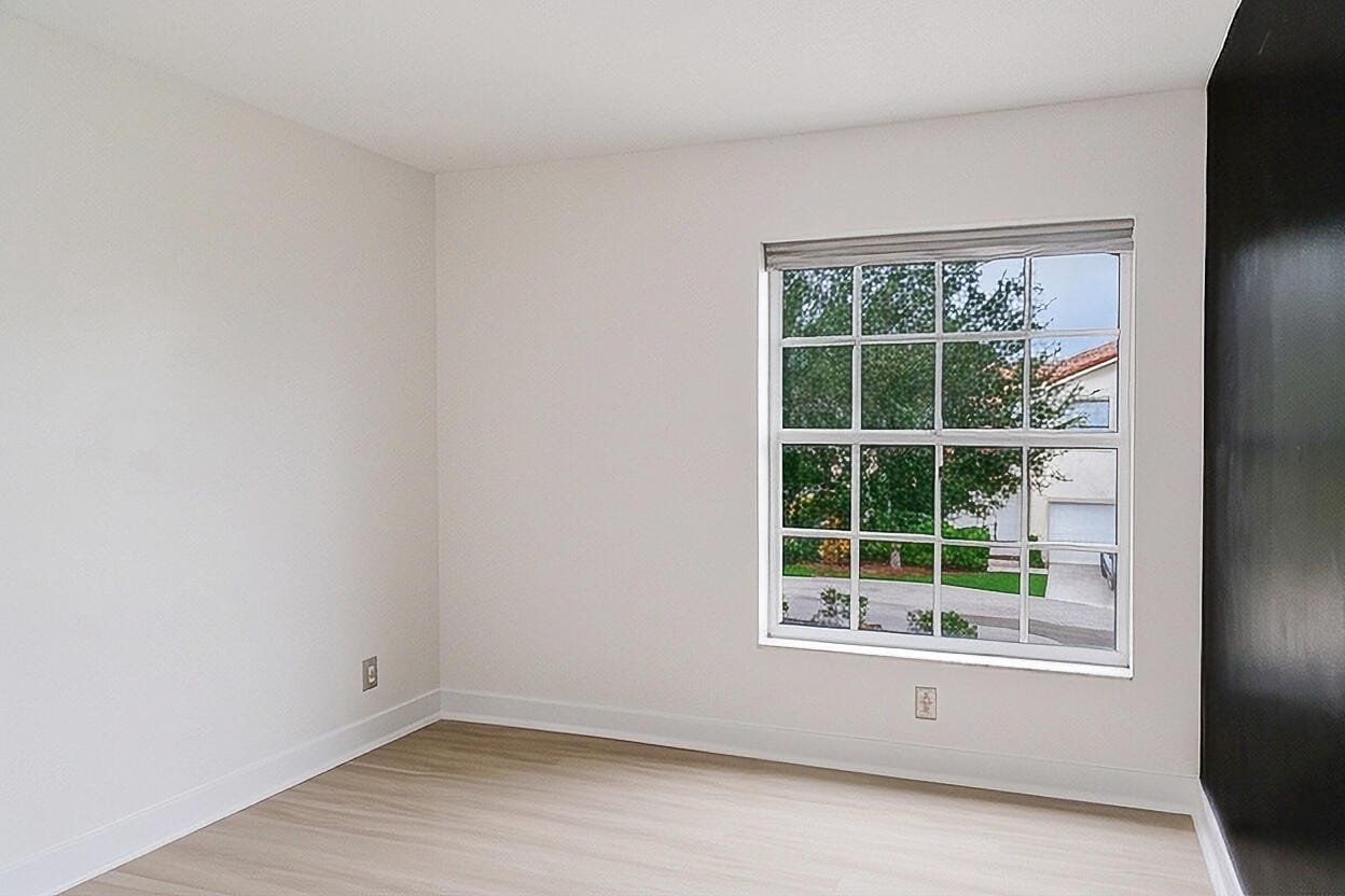 1790 PIERSIDE Circle — photo 12