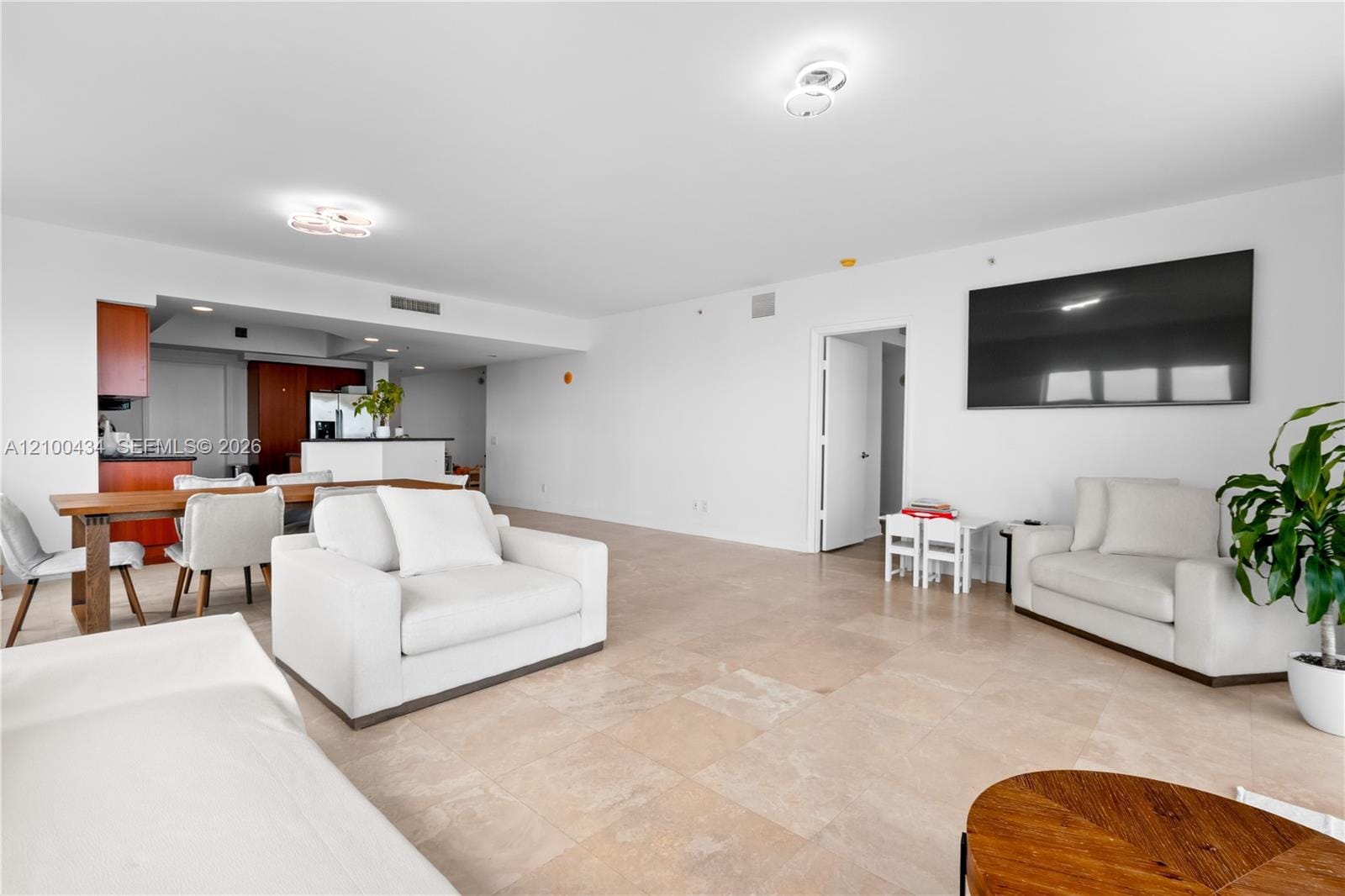 14951 Royal Oaks Lane 709, North Miami, FL 33181 photo 6