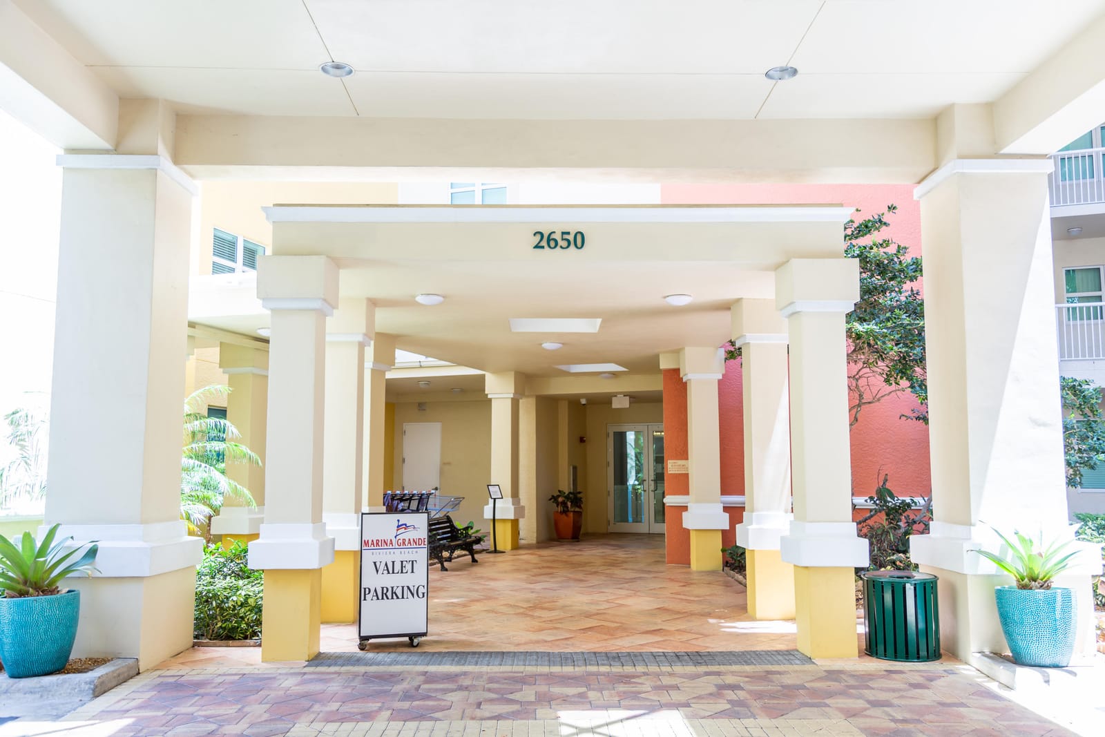 2650 LAKE SHORE Drive 805 — photo 5