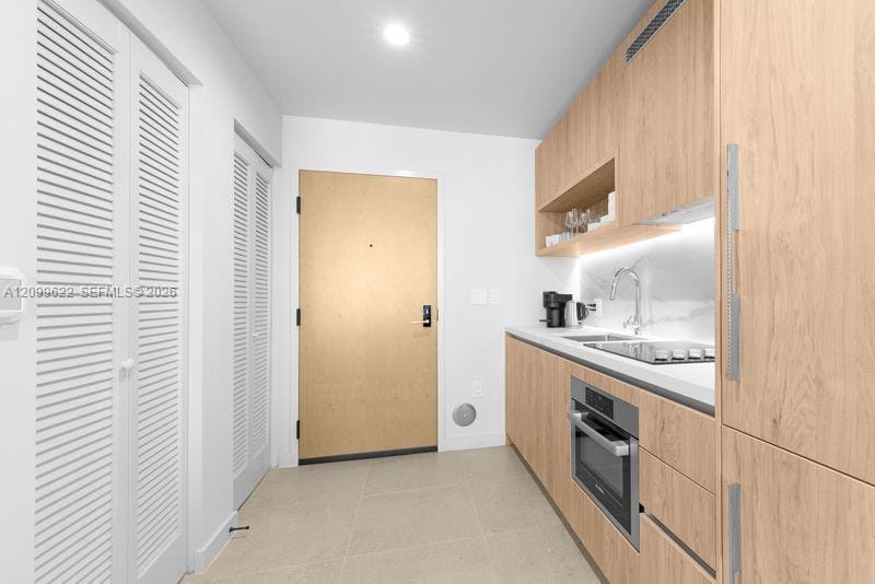 11 NE 6th Street 510, Miami, FL 33132 photo 13
