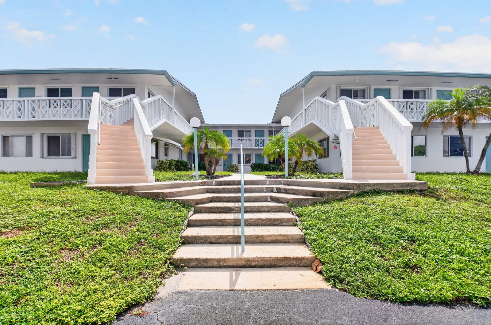 2290 SUNSET Avenue 20, Lake Worth Beach, FL 33461 photo 14