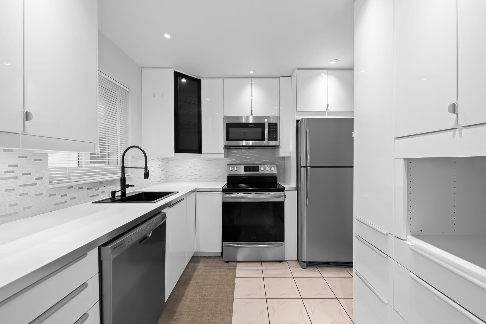 5300 WASHINGTON Street K330, Hollywood, FL 33021 photo 1
