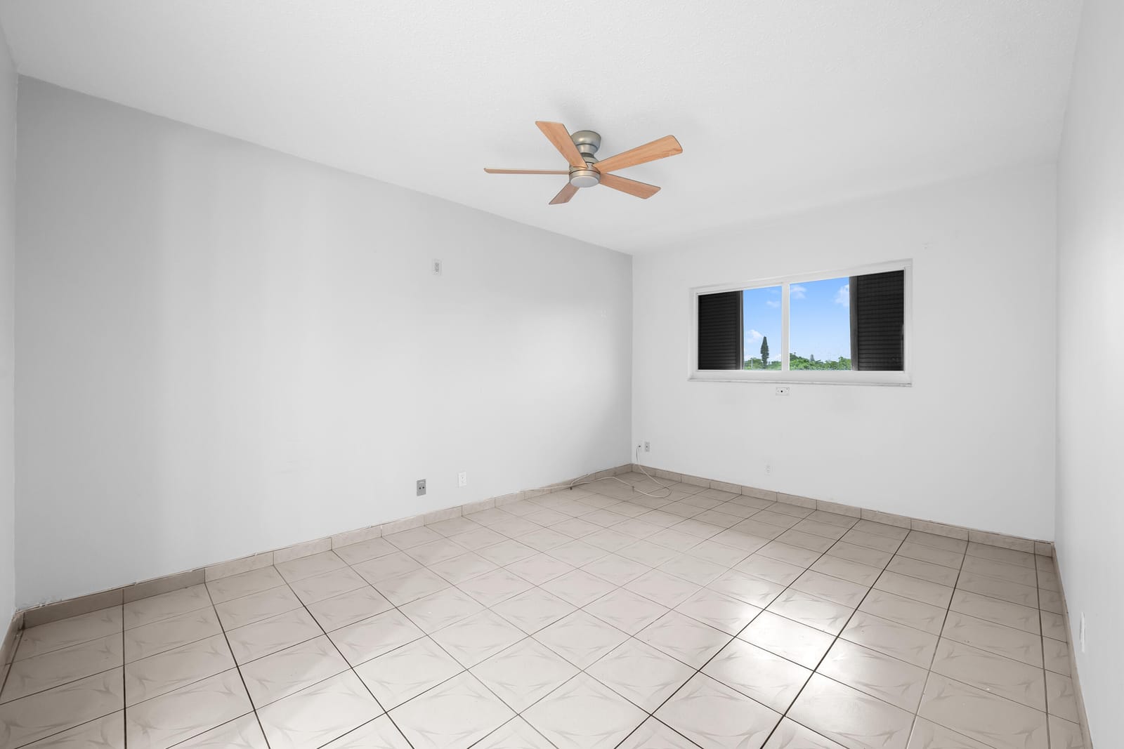 5300 WASHINGTON Street K330, Hollywood, FL 33021 photo 8