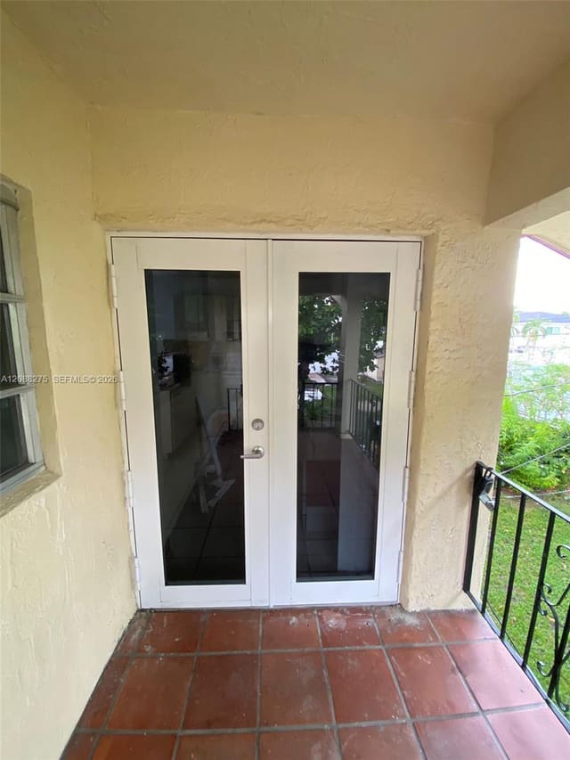 XXXX E Xxxx Le Jeune Road 0, Hialeah, FL 33010