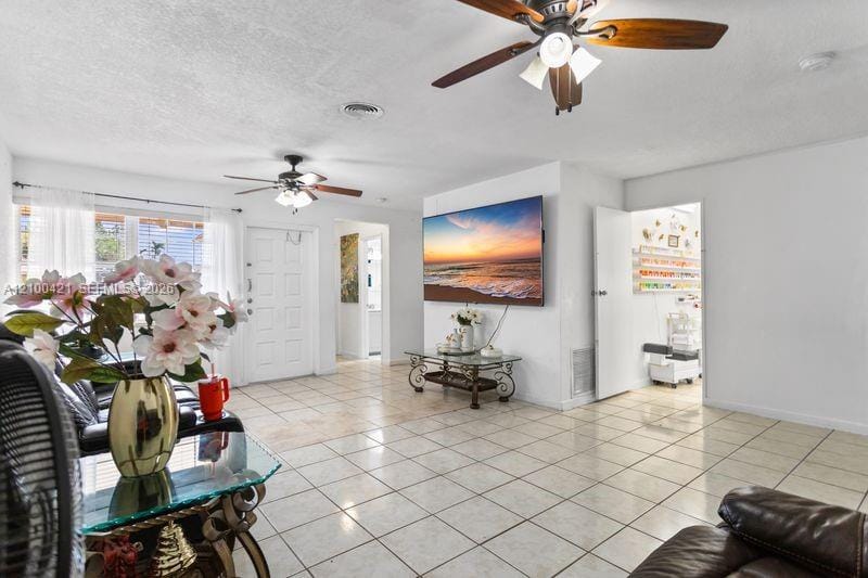 7830 W 8th Avenue, Hialeah, FL 33014 photo 9