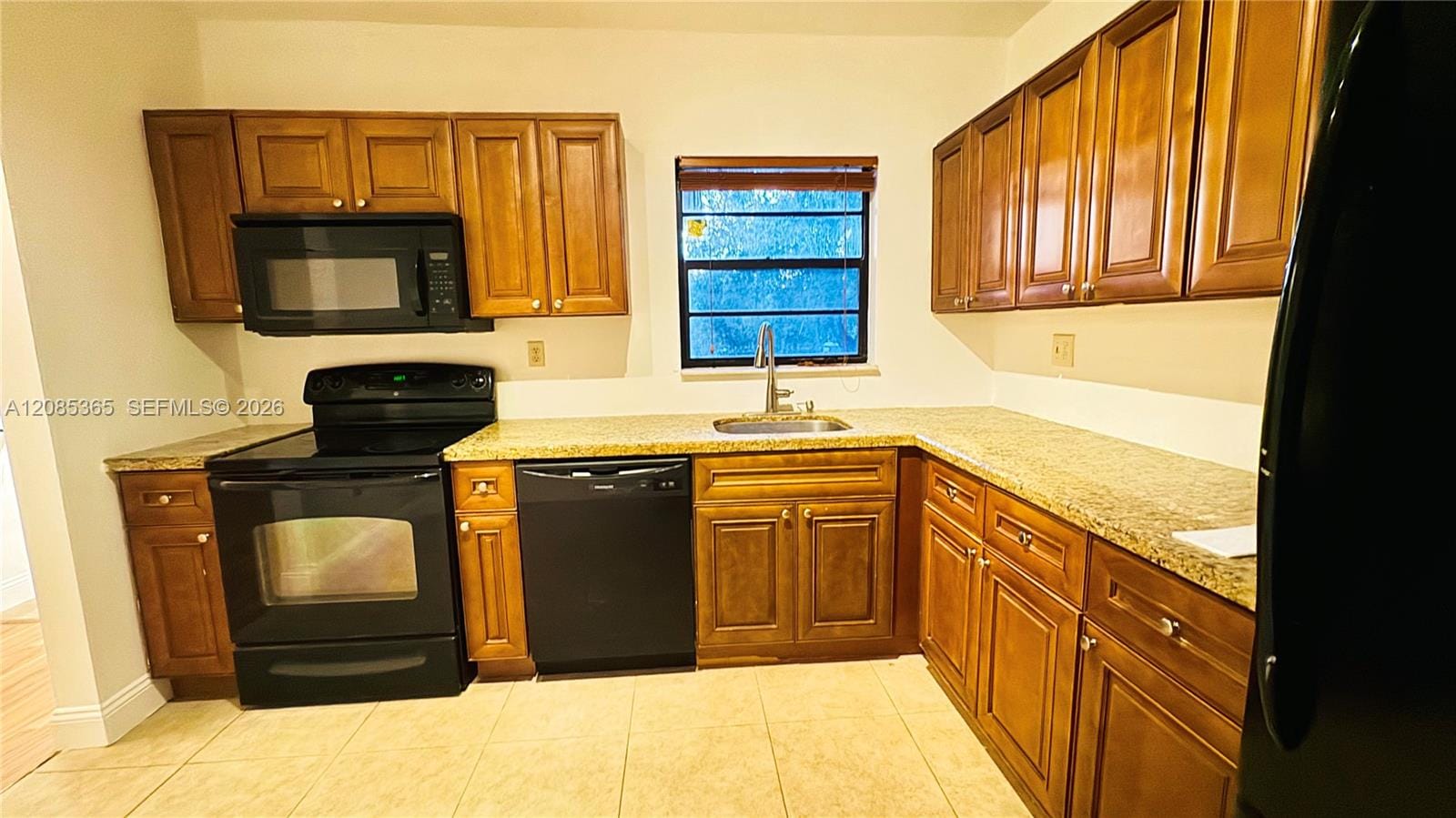 780 NE 199th Street 206E, North Miami Beach, FL 33179 photo 19