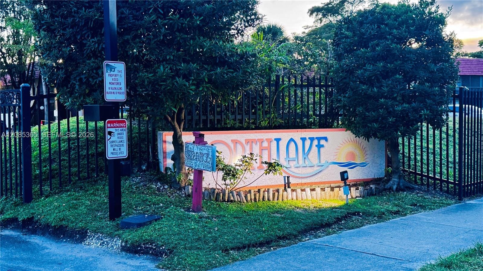 780 NE 199th Street 206E, North Miami Beach, FL 33179 photo 3