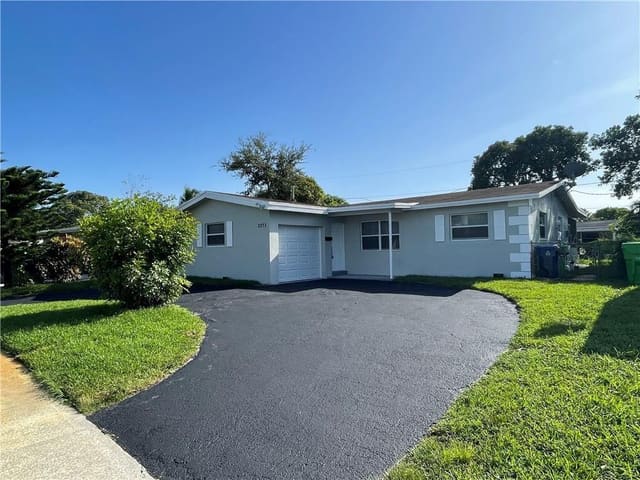 2273 NW 81ST Avenue, Sunrise, FL 33322