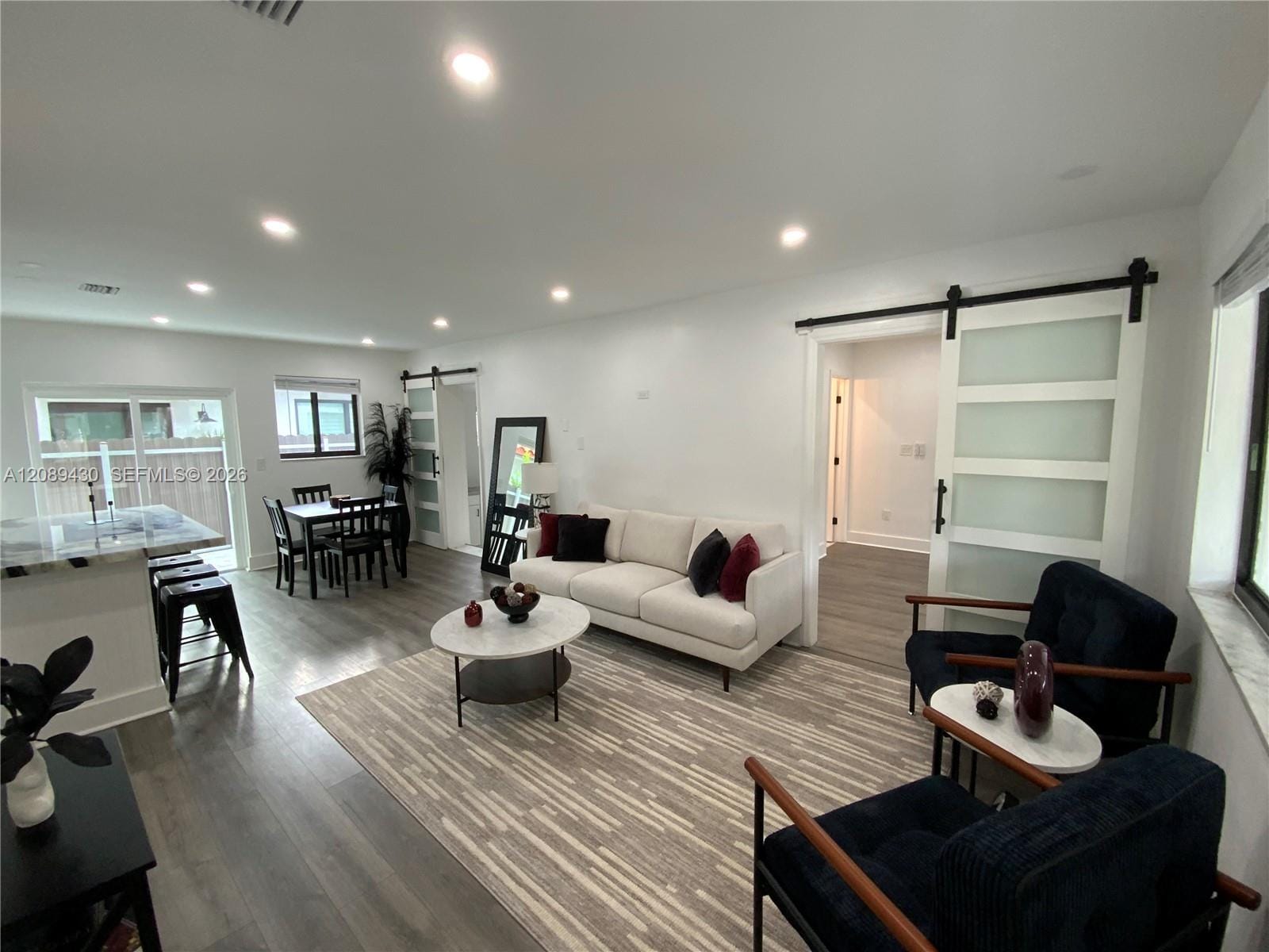 3955 SW 69th Avenue — photo 3