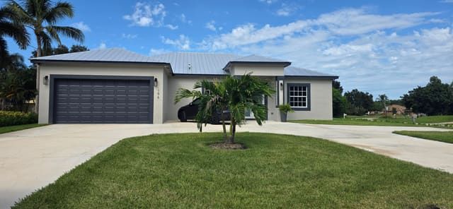 196 SW Paar Drive, Port St. Lucie, FL 34953