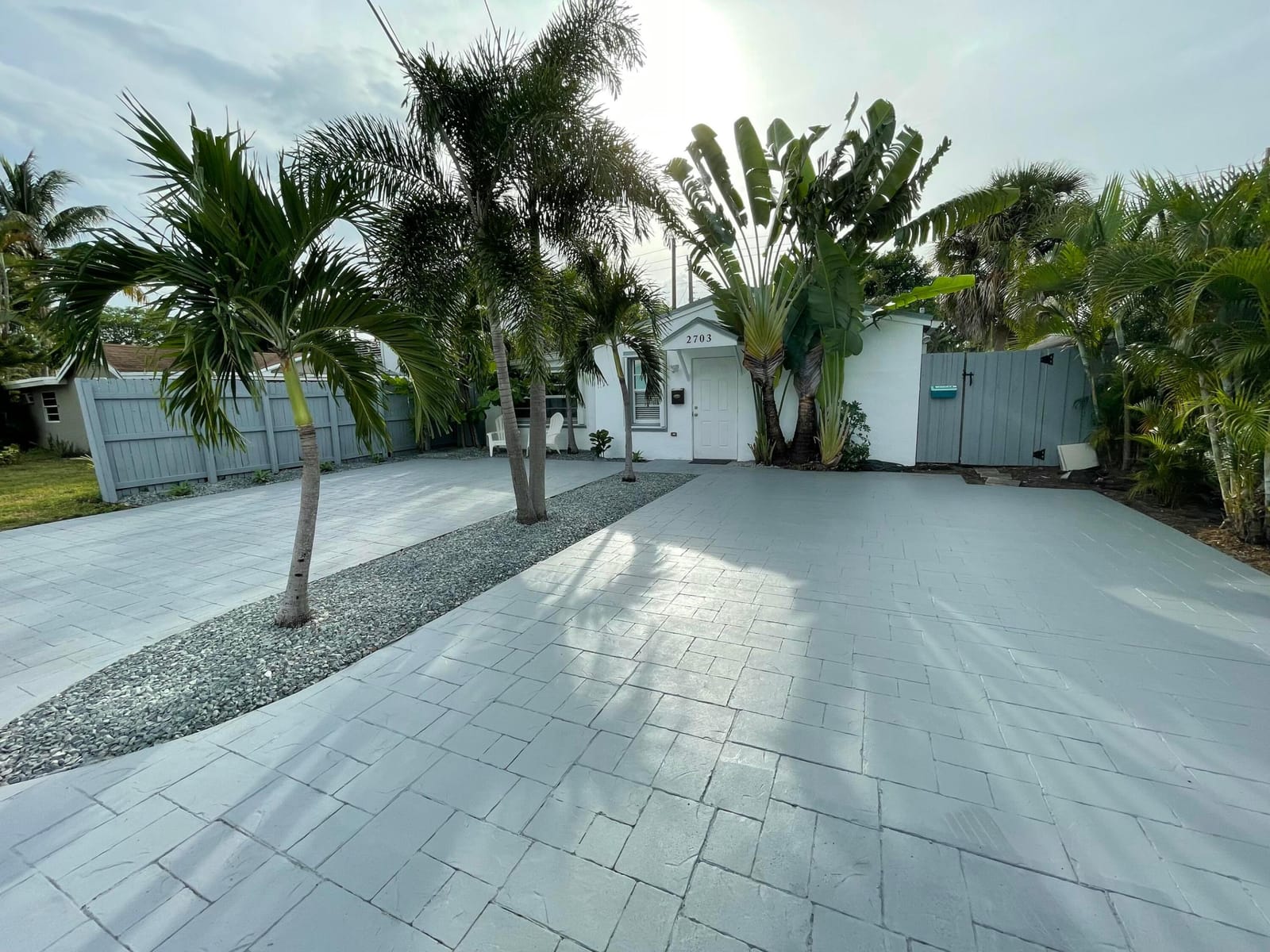 2703 NE 6TH Lane, Wilton Manors, FL 33334 photo 1