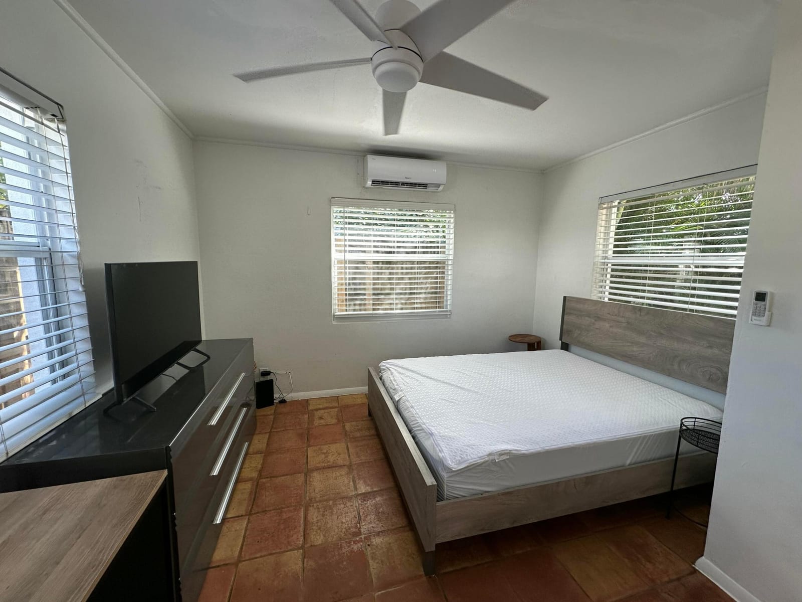 2703 NE 6TH Lane, Wilton Manors, FL 33334 photo 15
