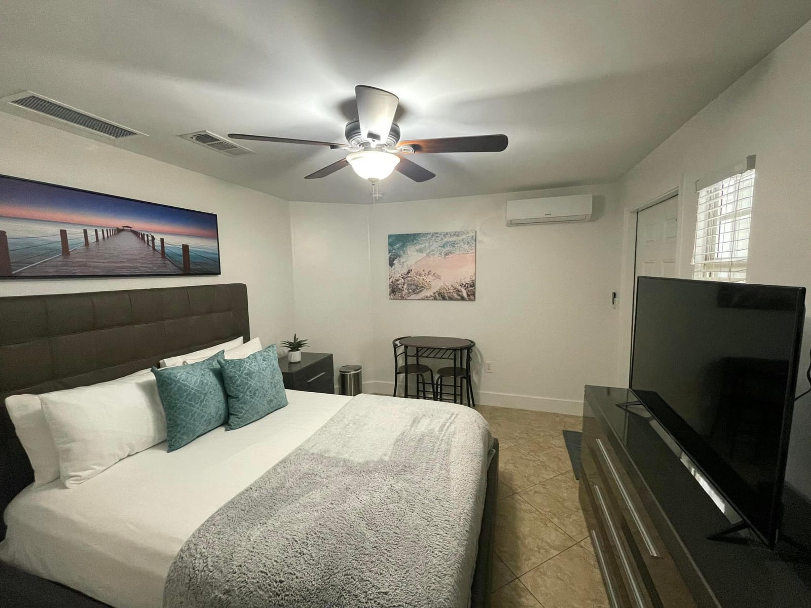 2703 NE 6TH Lane, Wilton Manors, FL 33334 photo 7