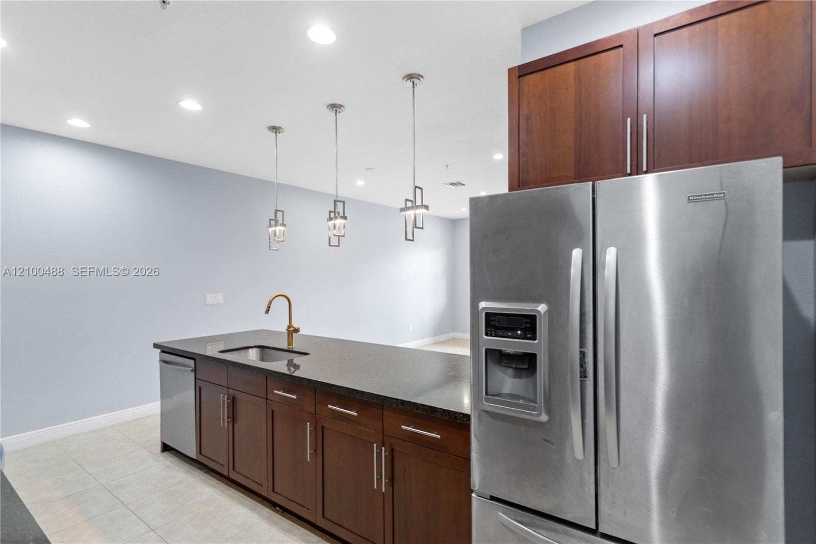946 SW 147th Avenue 2614 — photo 3
