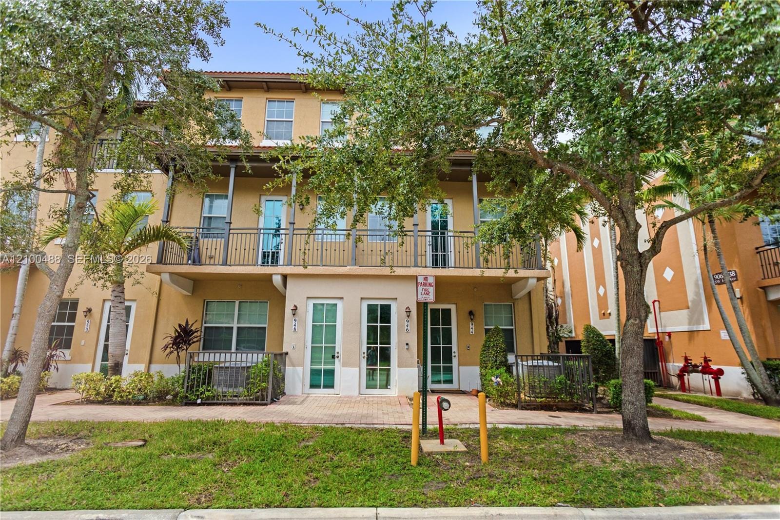 946 SW 147th Avenue 2614, Pembroke Pines, FL 33027