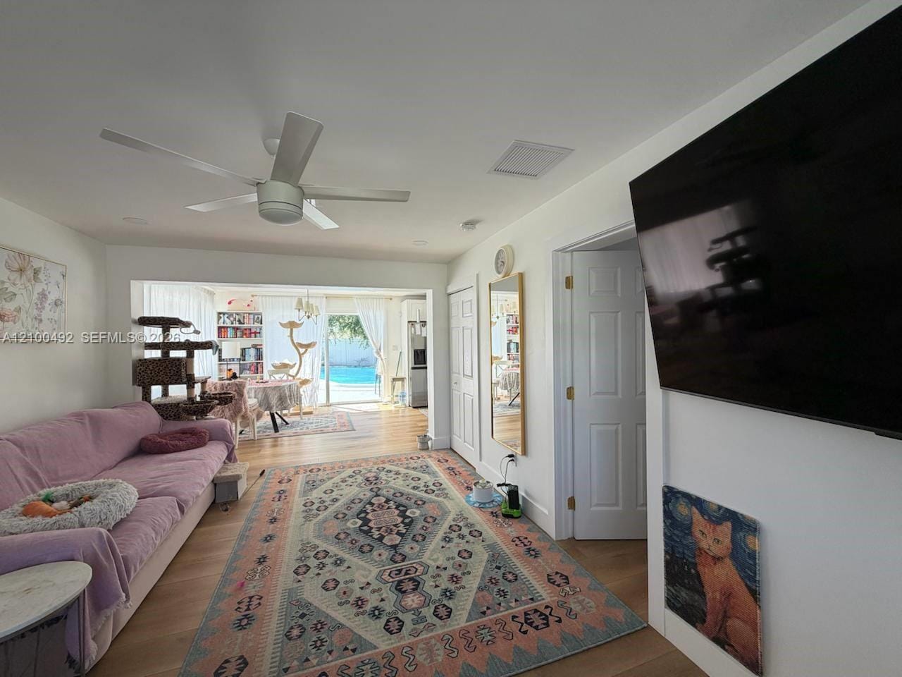 916 SW 7th Avenue, Hallandale Beach, FL 33009 photo 11