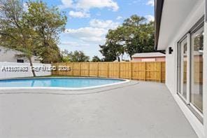 916 SW 7th Avenue, Hallandale Beach, FL 33009 photo 8