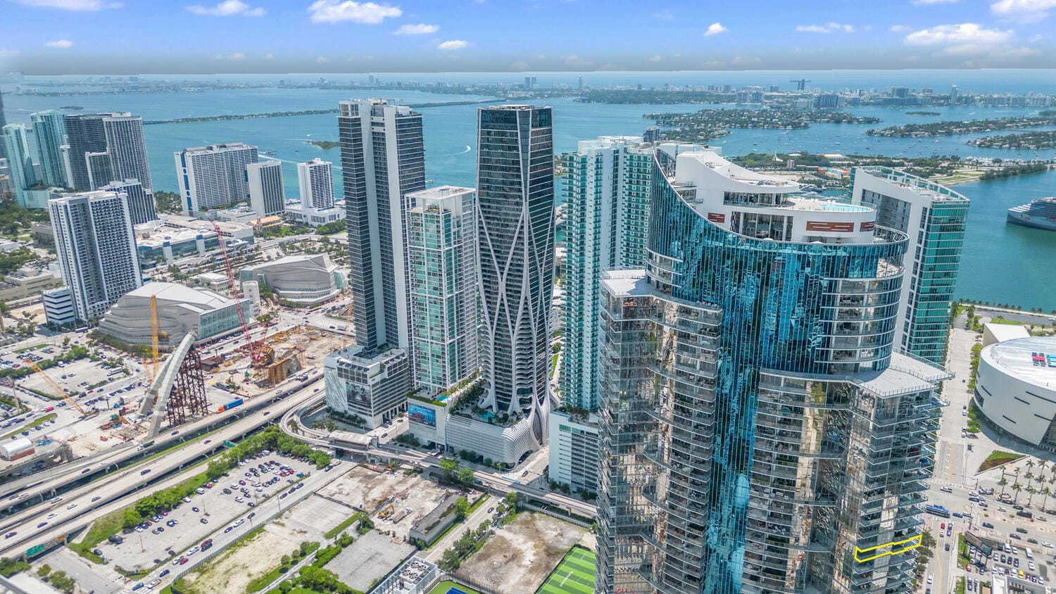 851 NE 1st Avenue 3502, Miami, FL 33132 photo 1