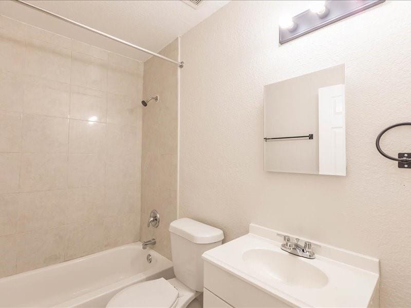 5201 NW 17th Court B, Lauderhill, FL 33313 photo 14