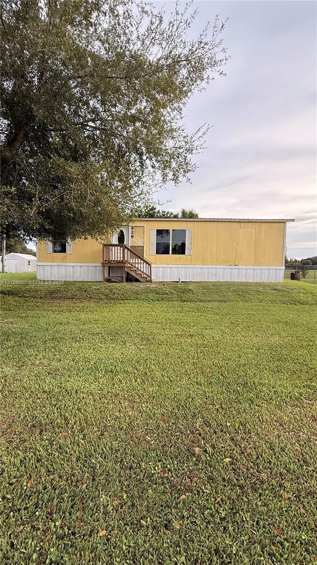 428 Ave D, Moore Haven, FL 33471