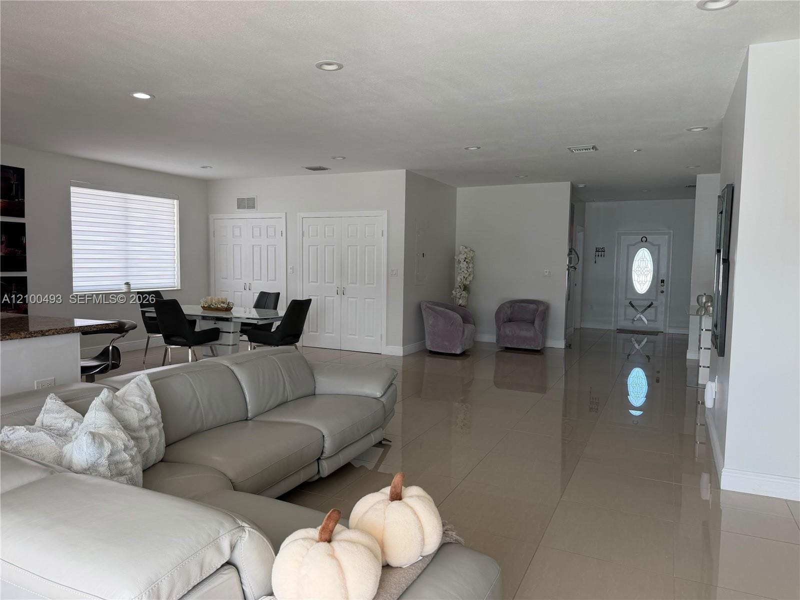 14100 Jefferson Street — photo 2
