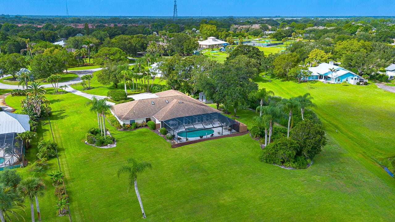 3495 SW FOREST HILLS Court, Palm City, FL 34990 photo 12