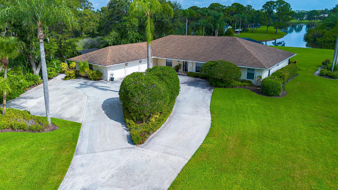3495 SW FOREST HILLS Court, Palm City, FL 34990 photo 7