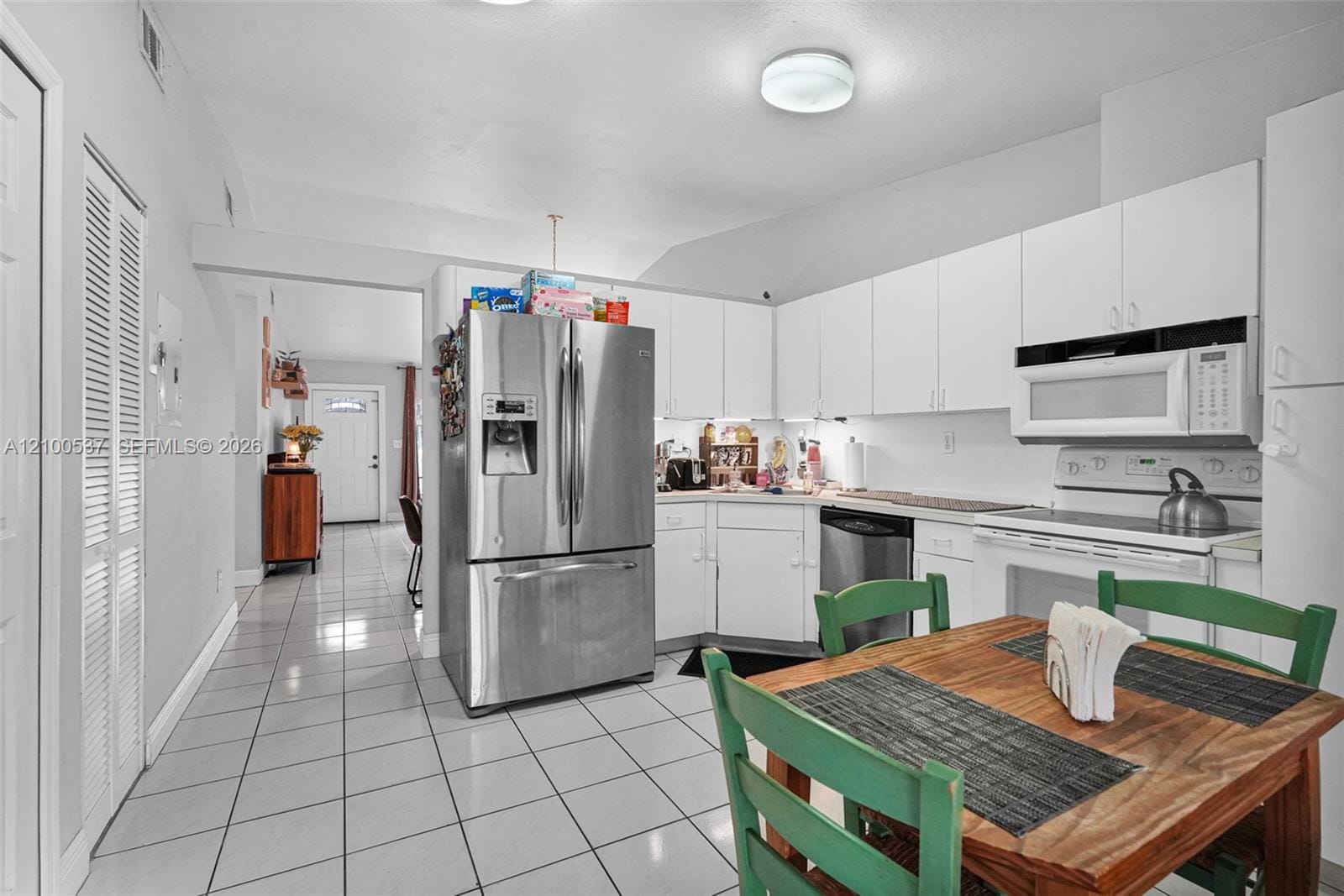 7677 NW 180th Terrace, Hialeah, FL 33015 photo 16