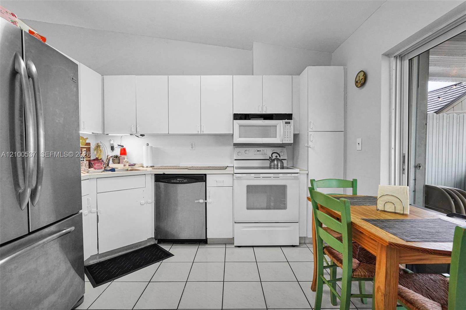 7677 NW 180th Terrace, Hialeah, FL 33015 photo 18