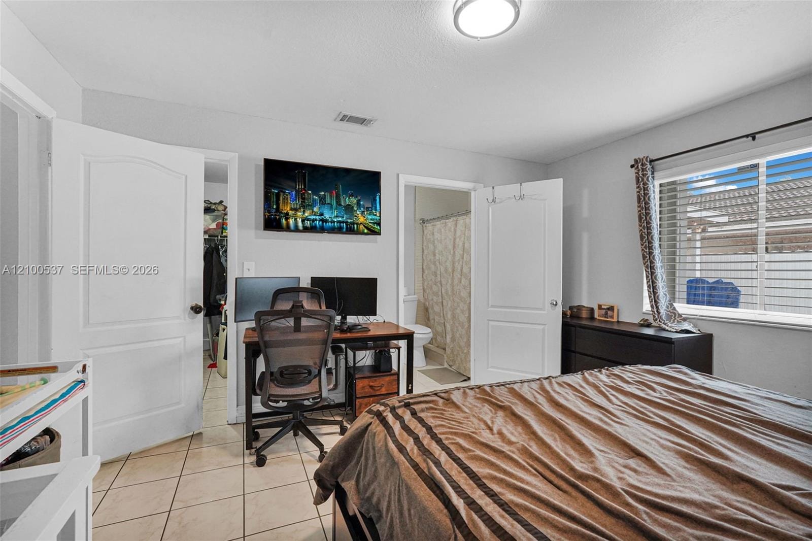 7677 NW 180th Terrace, Hialeah, FL 33015 photo 24