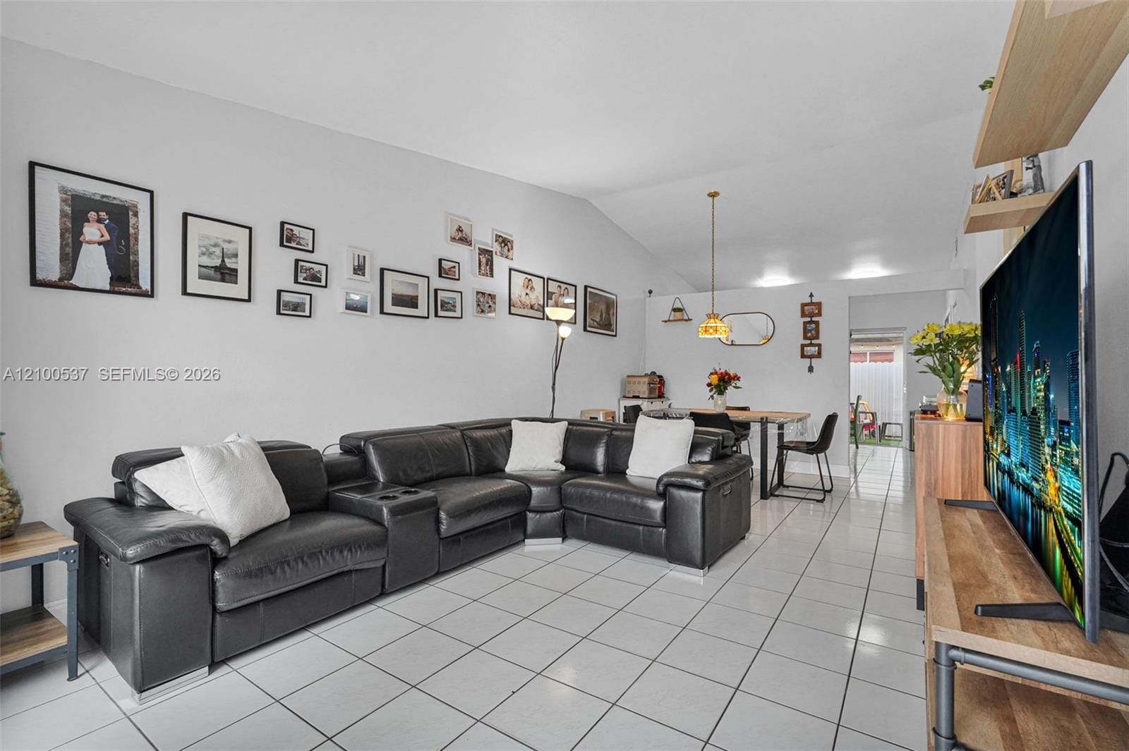 7677 NW 180th Terrace, Hialeah, FL 33015 photo 6